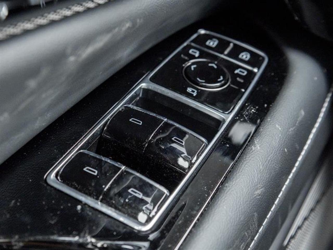 2026 Cadillac OPTIQ Luxury Photo