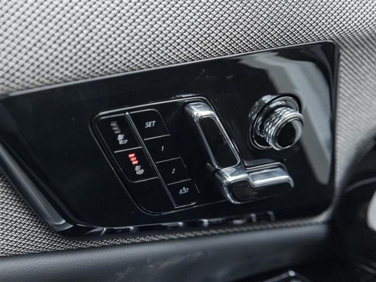 2026 Cadillac OPTIQ Luxury Photo