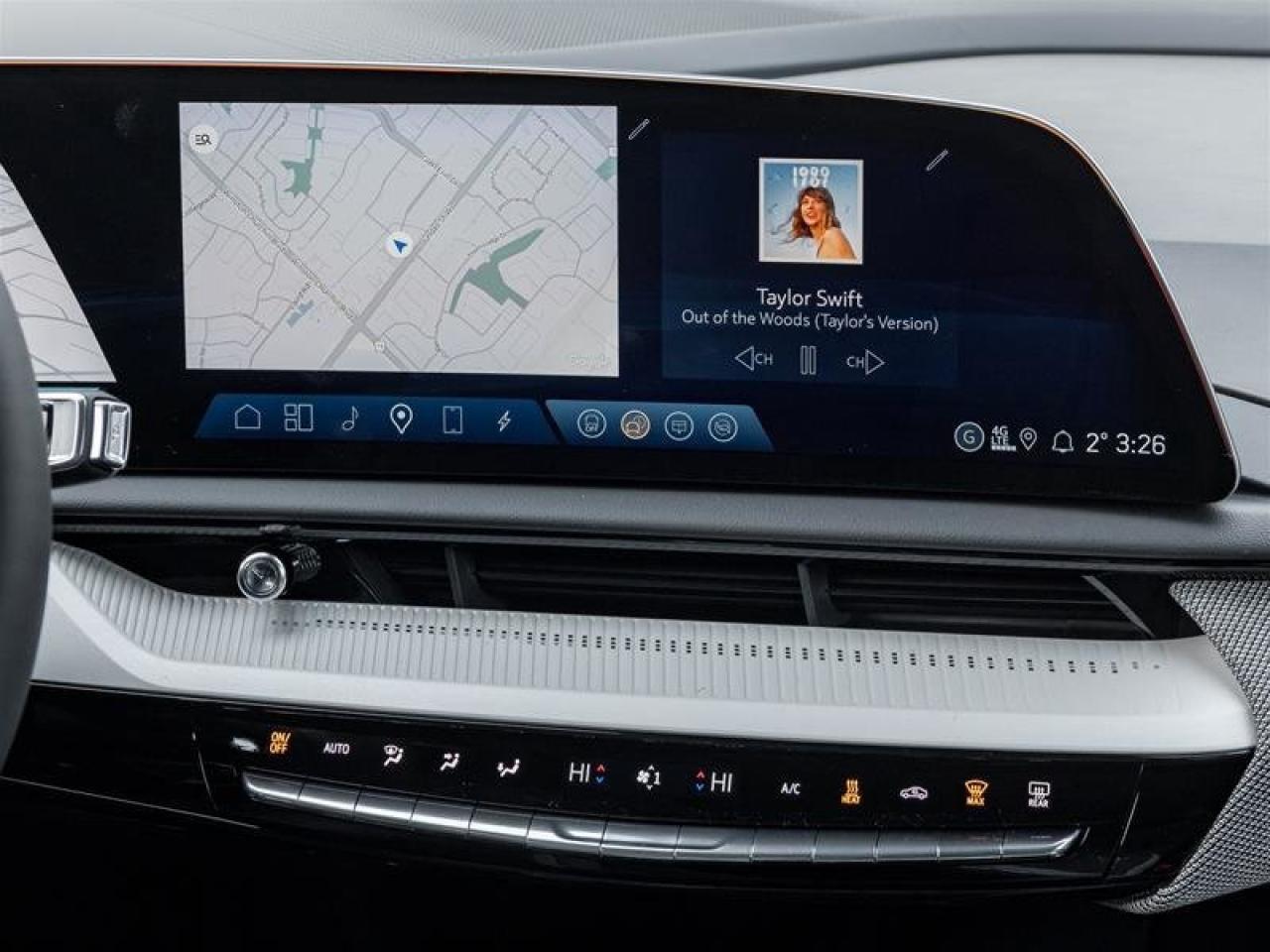 2026 Cadillac OPTIQ Luxury Photo