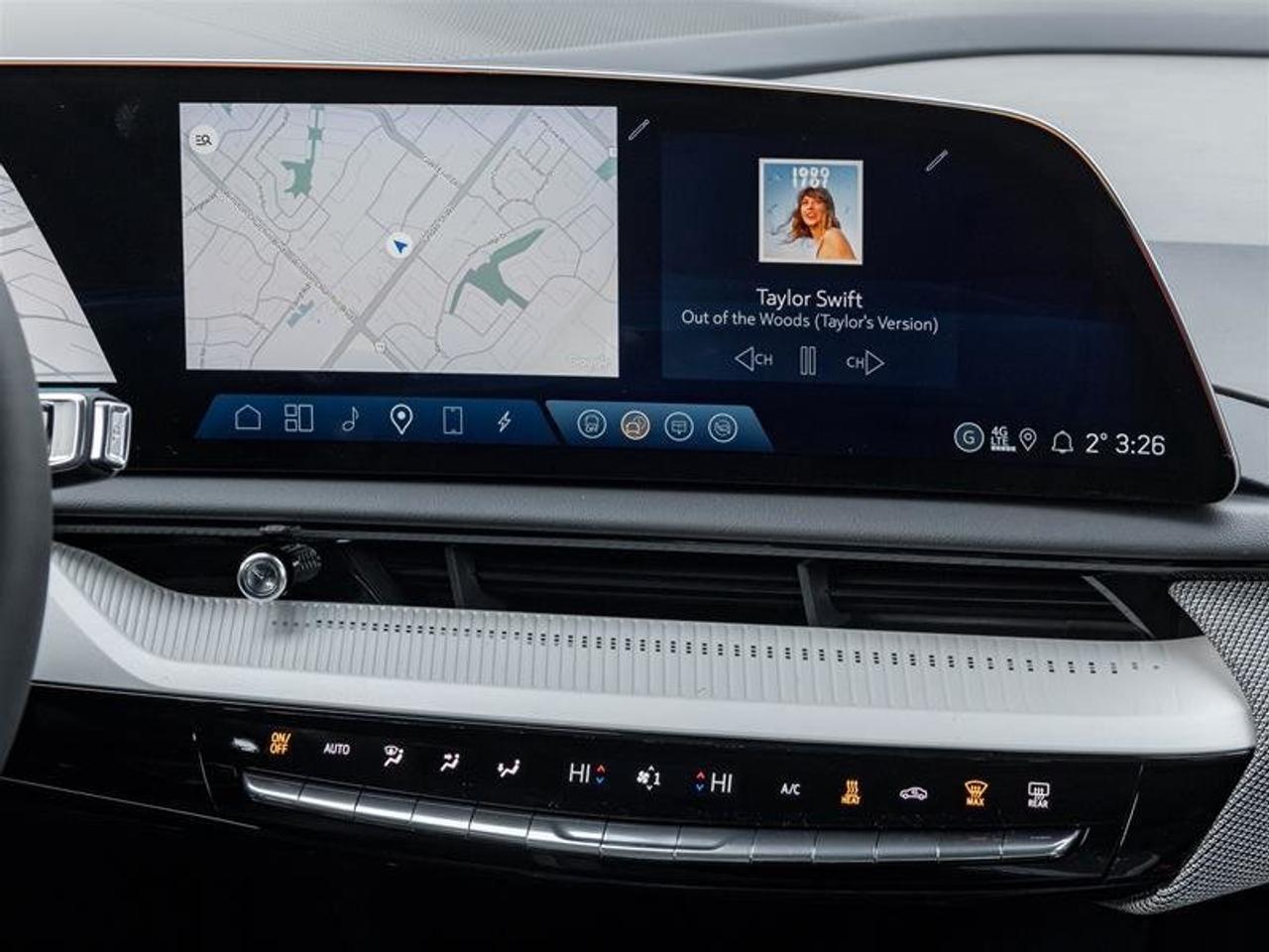 2026 Cadillac OPTIQ Luxury Photo