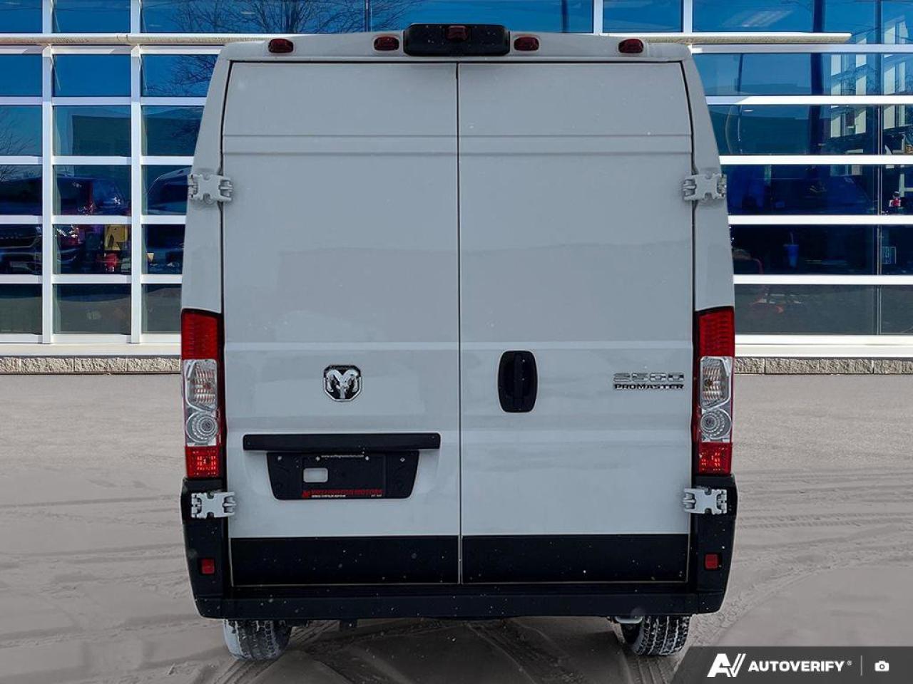 2025 RAM ProMaster Cargo Van SLT Photo3
