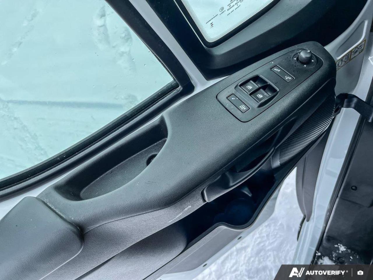 2025 RAM ProMaster Cargo Van SLT Photo