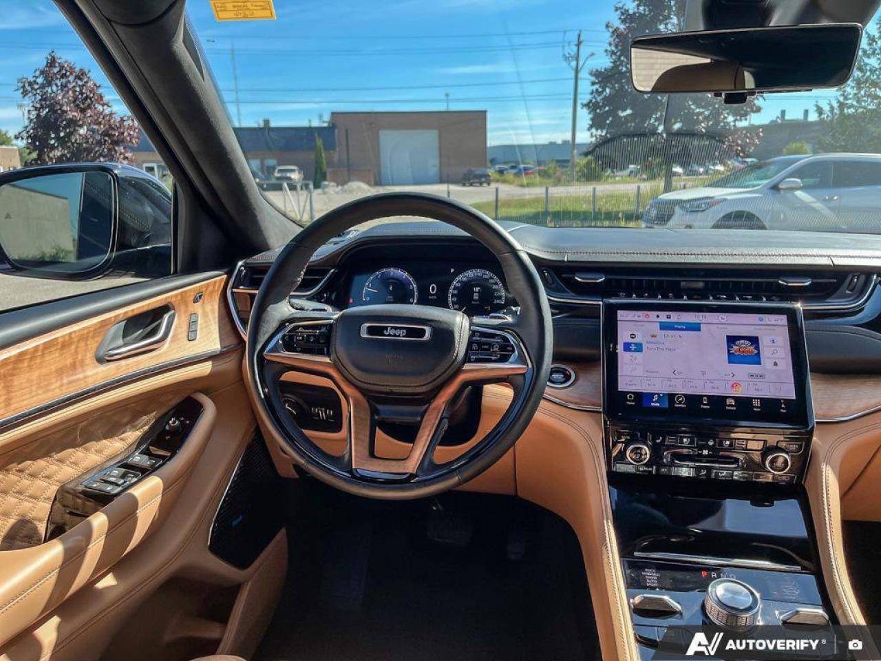 2024 Jeep Grand Cherokee Summit Reserve Photo