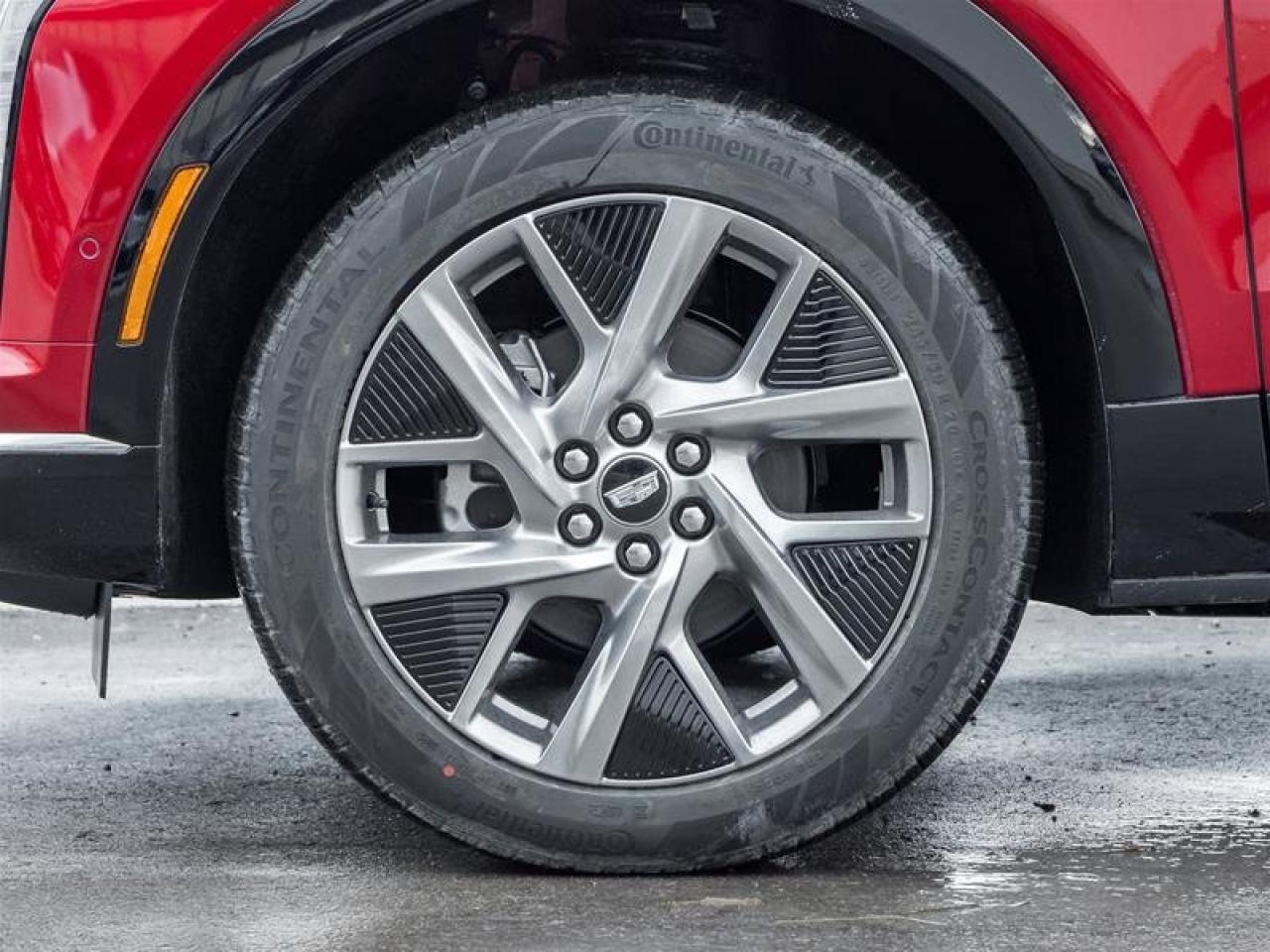 2026 Cadillac OPTIQ Luxury Photo