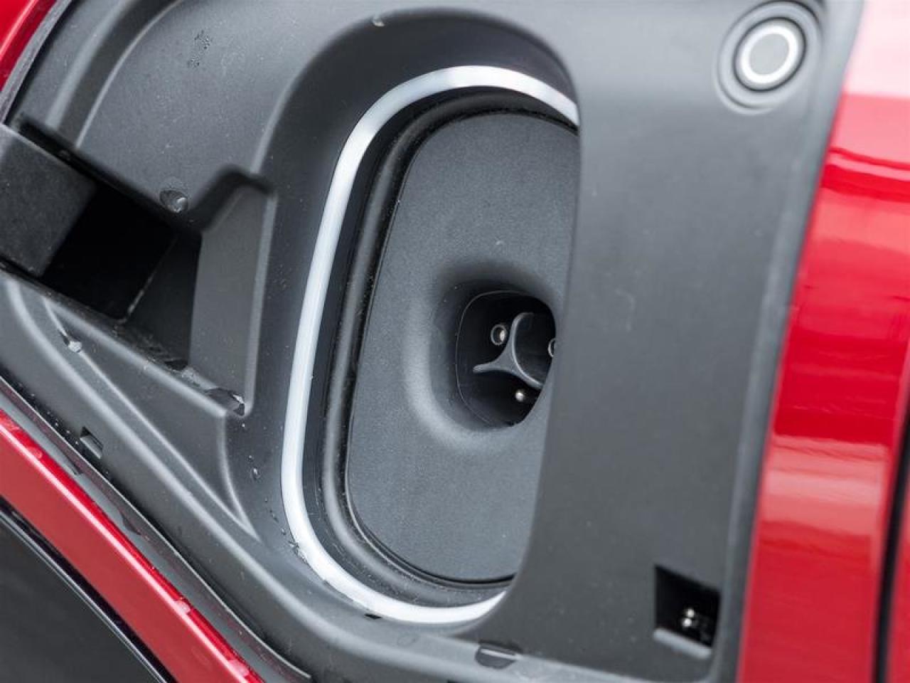 2026 Cadillac OPTIQ Luxury Photo