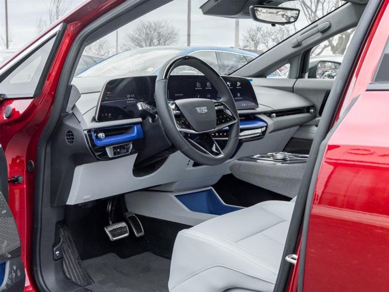 2026 Cadillac OPTIQ Luxury Photo