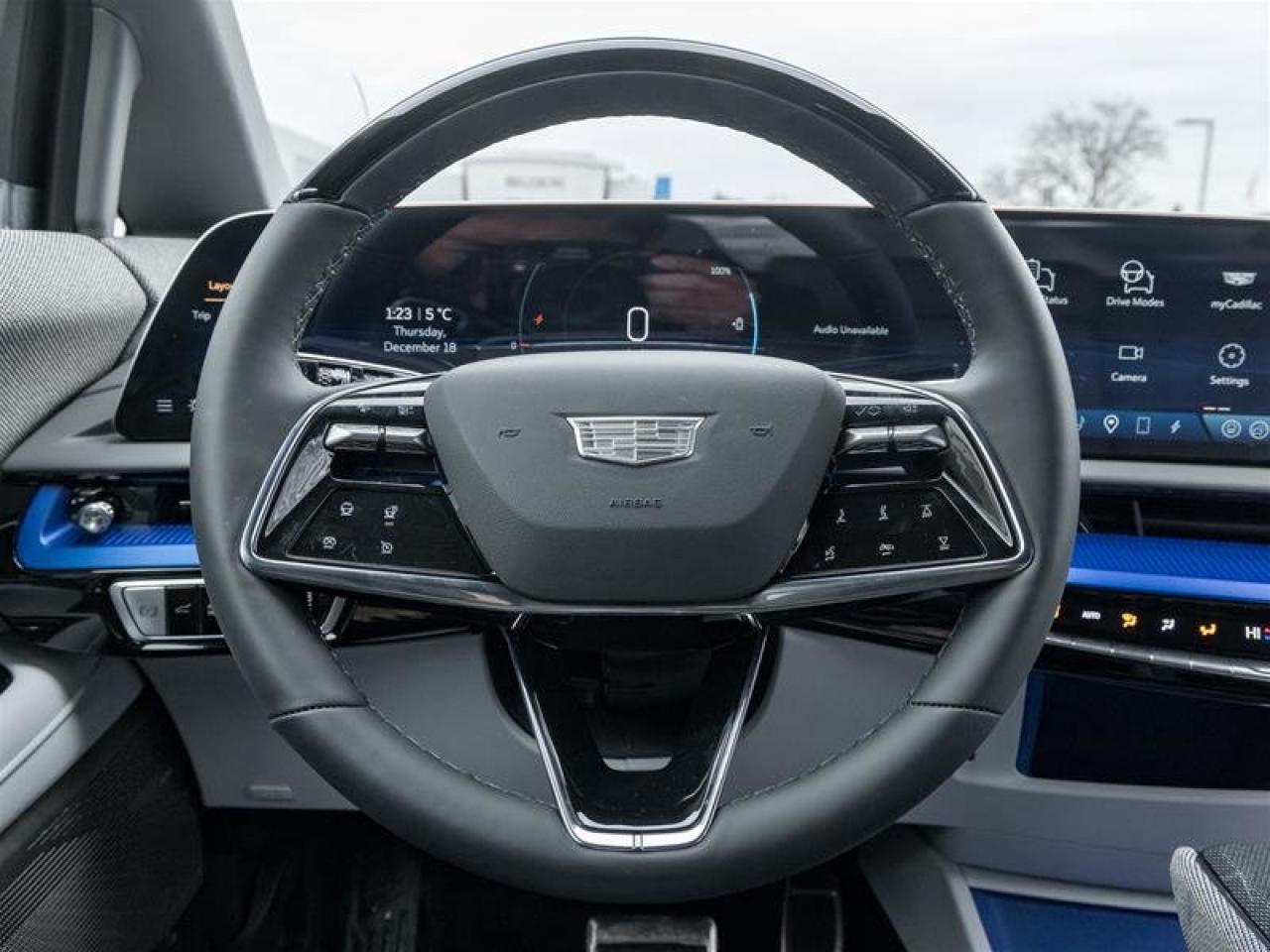 2026 Cadillac OPTIQ Luxury Photo