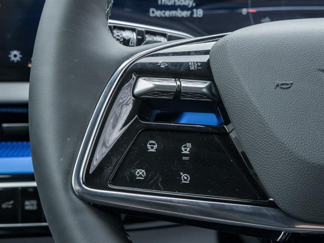 2026 Cadillac OPTIQ Luxury Photo