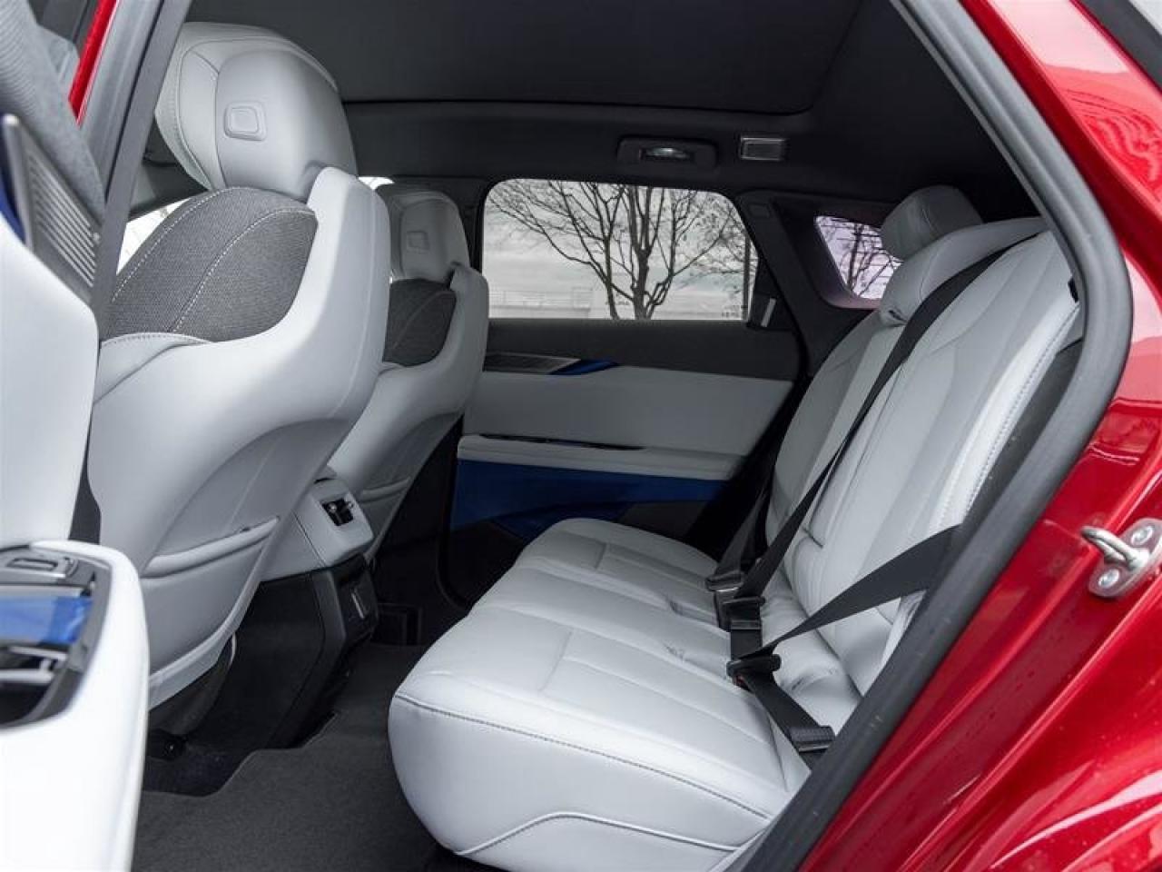 2026 Cadillac OPTIQ Luxury Photo