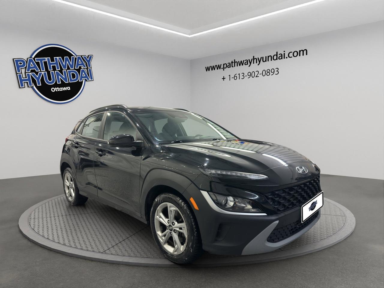 2023 Hyundai KONA Preferred | Reverse Cam | Heated Seats Photo0