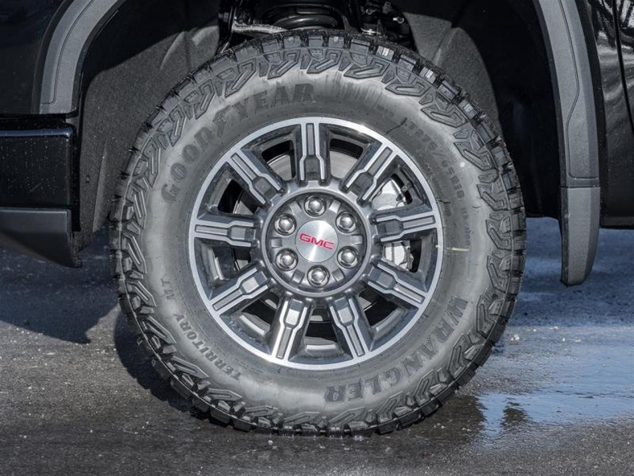 2026 GMC Sierra 1500 AT4 Photo4