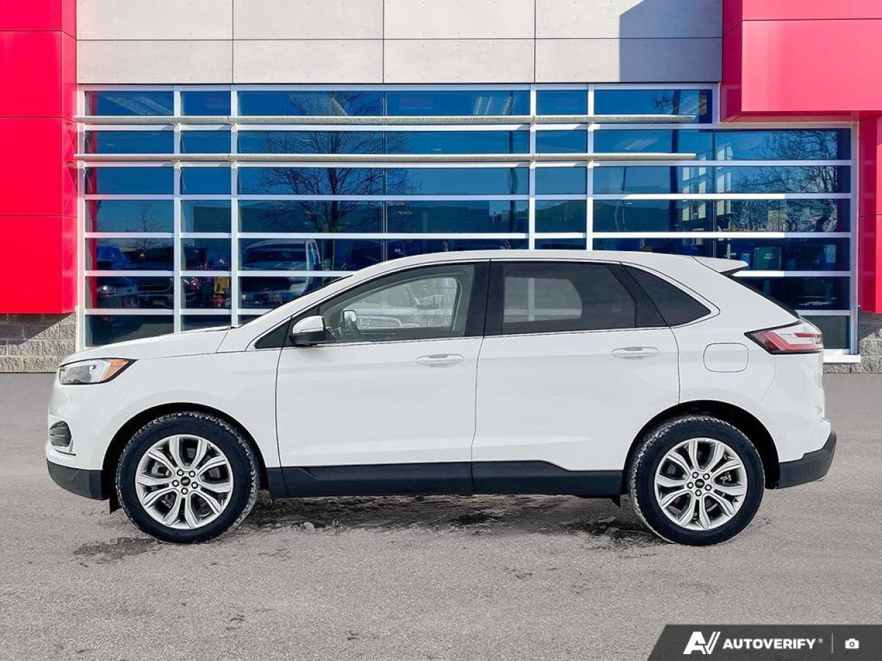 2024 Ford Edge Titanium Photo
