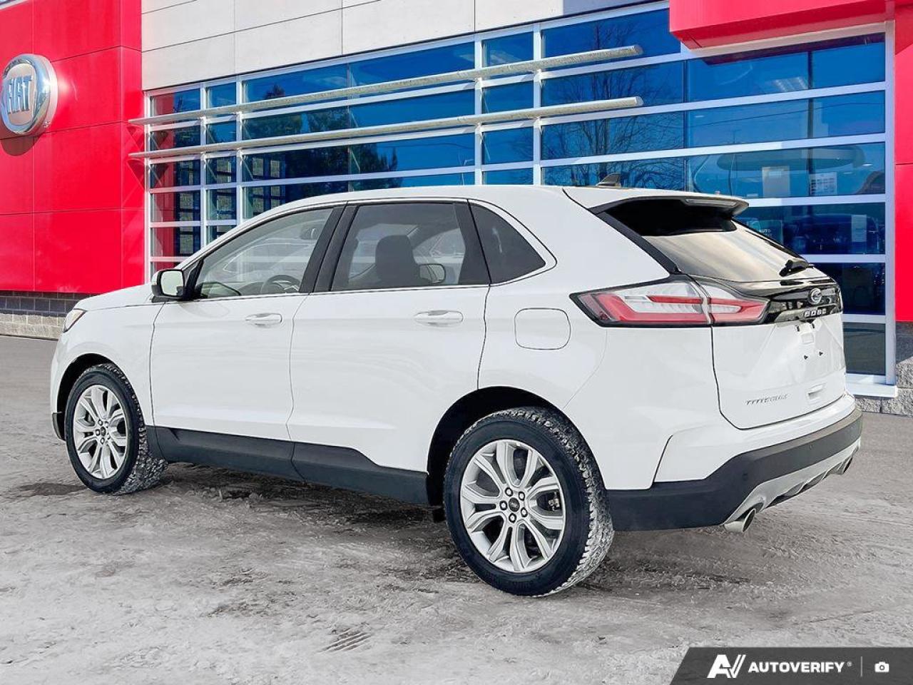 2024 Ford Edge Titanium Photo