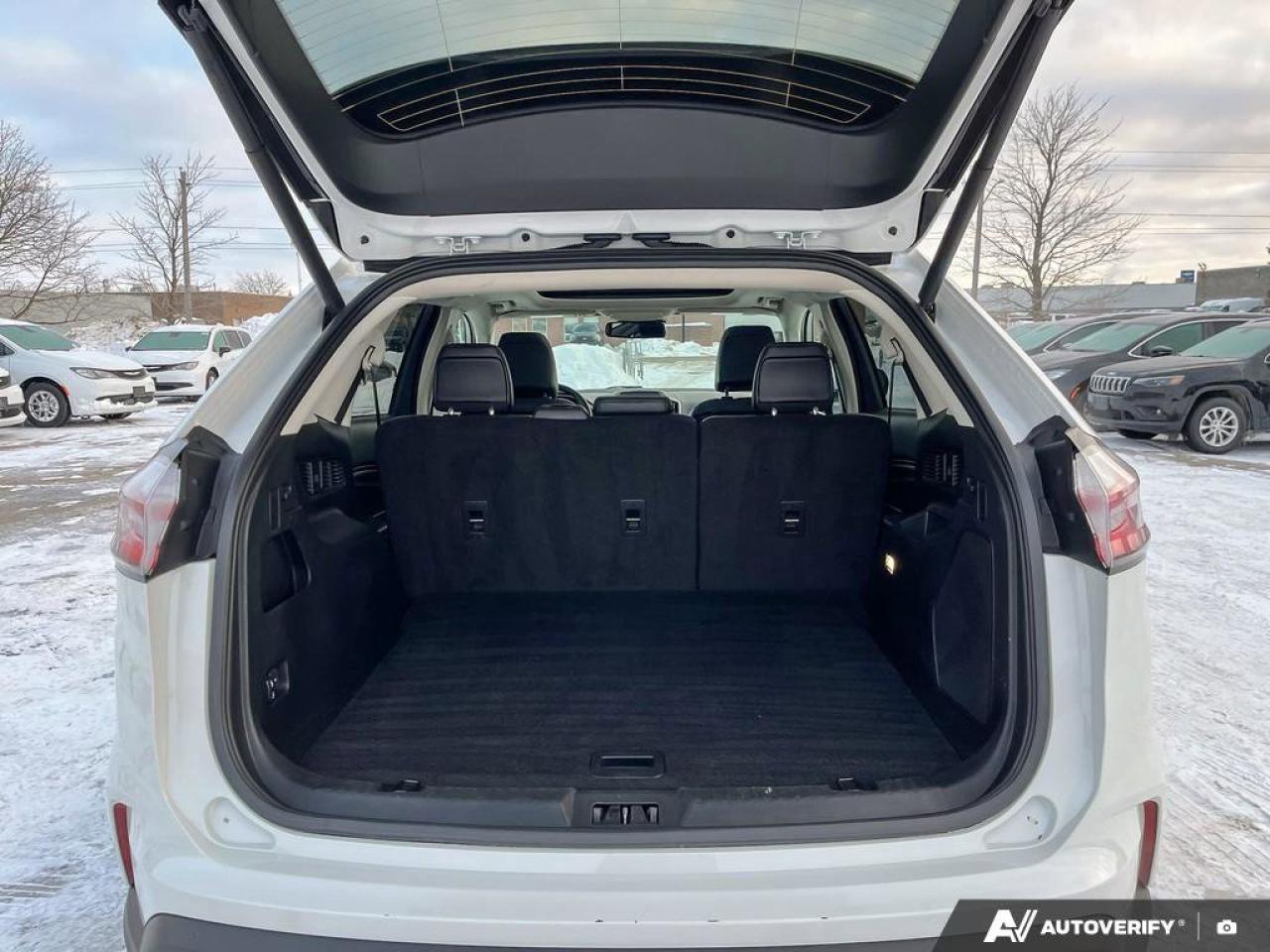 2024 Ford Edge Titanium Photo