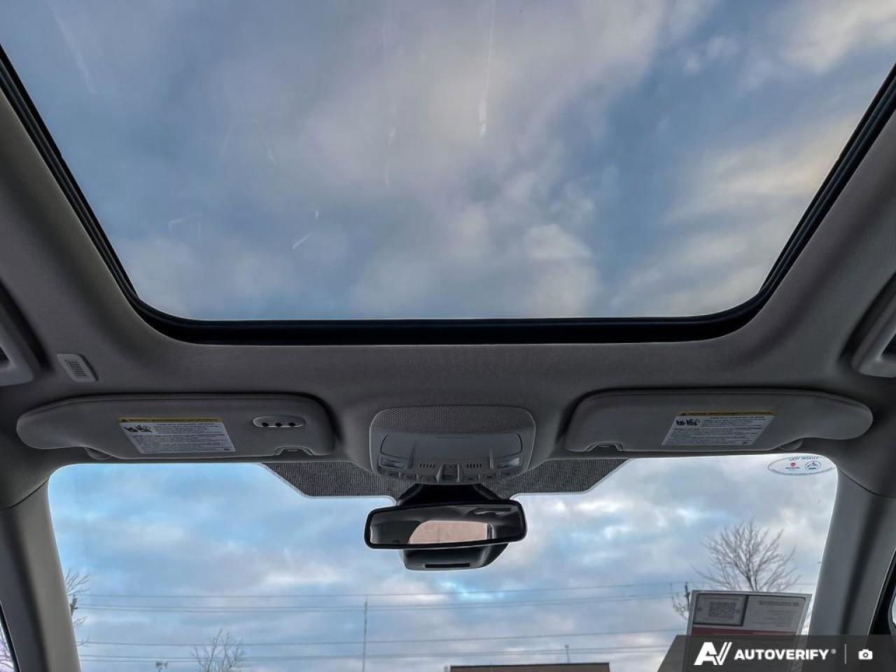 2024 Ford Edge Titanium Photo