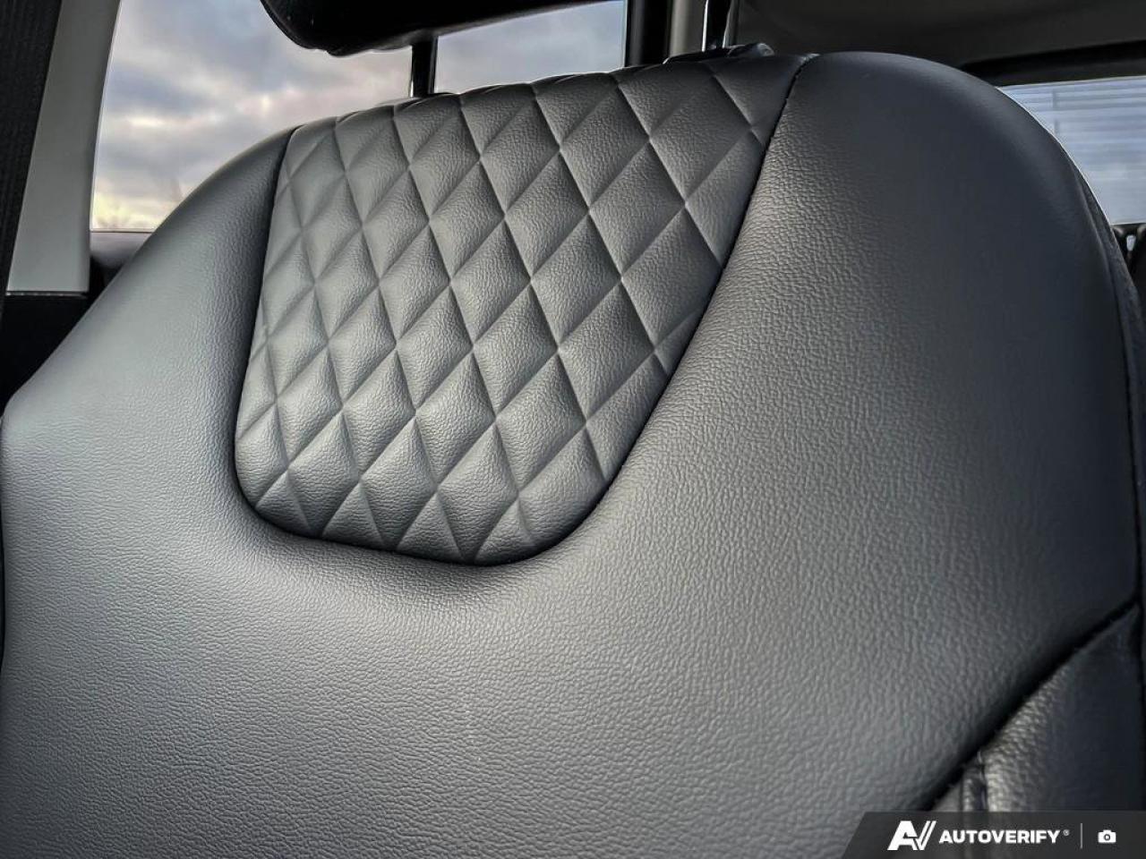 2024 Ford Edge Titanium Photo