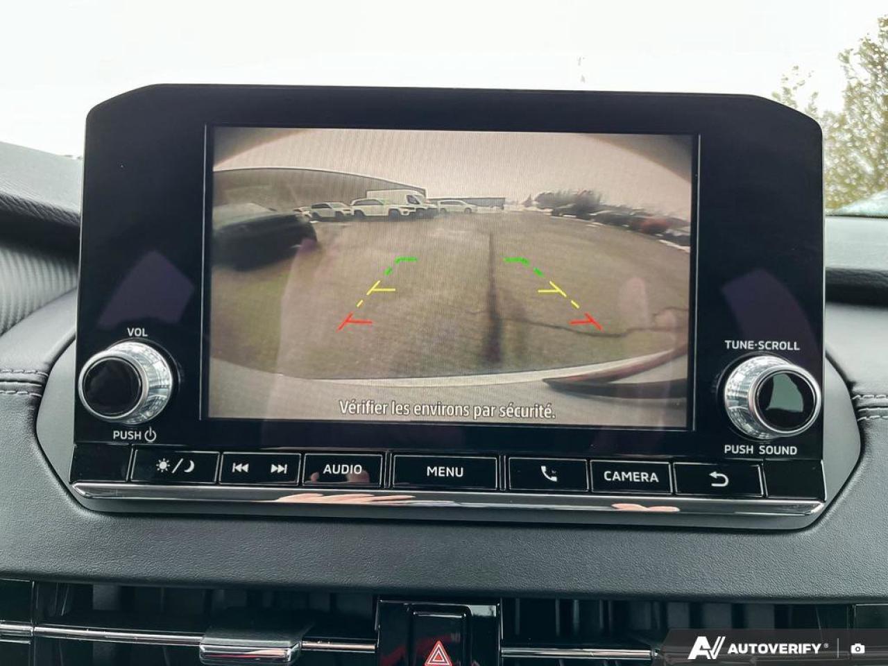 2022 Mitsubishi Outlander ES Photo