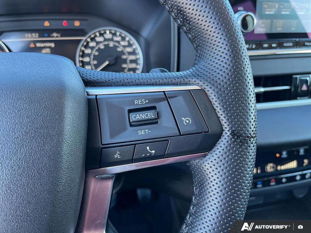 2024 Mitsubishi Outlander SE Photo