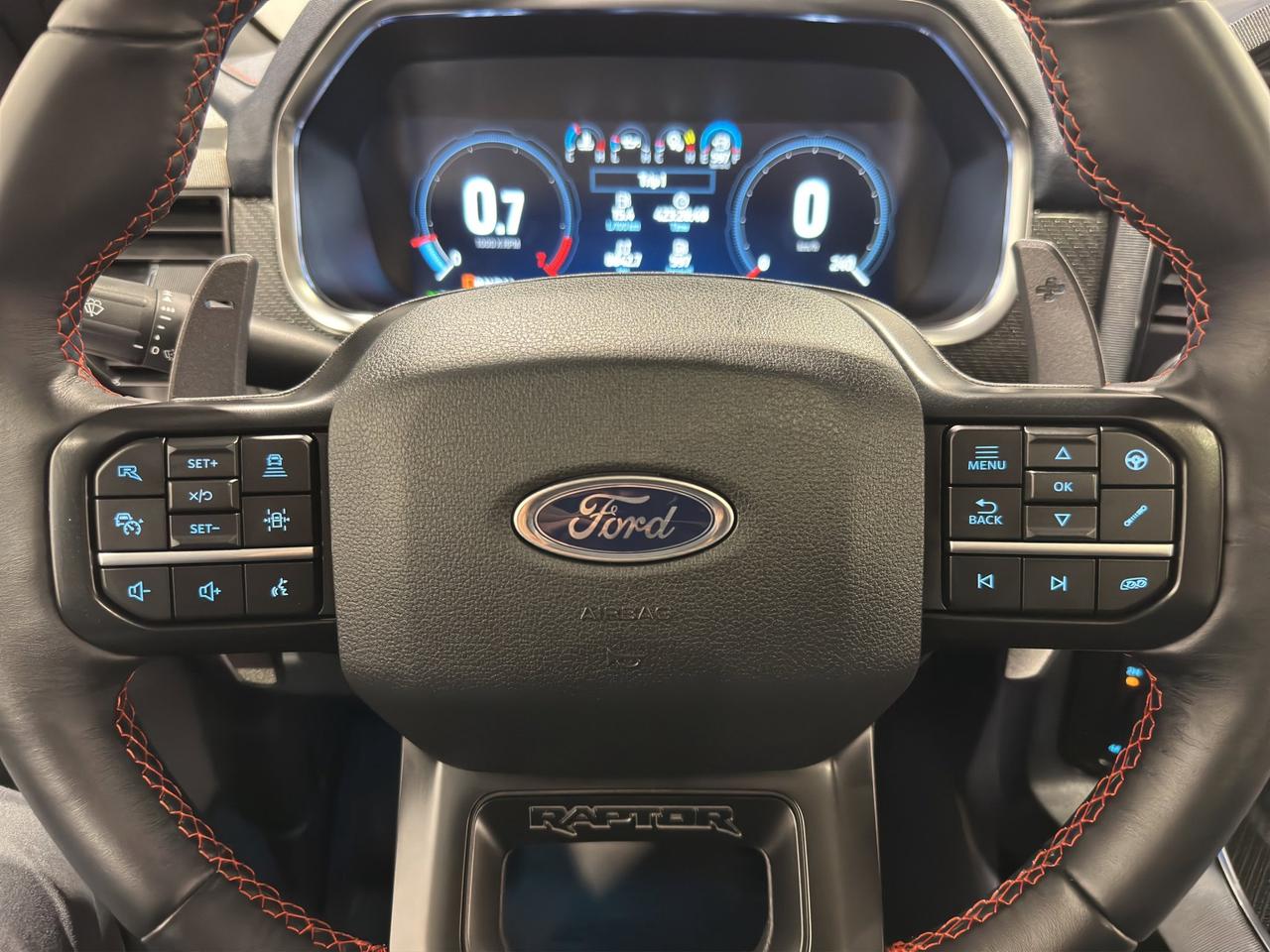 2023 Ford F-150 Raptor | Twin-turbo 3.5-liter EcoBoost V6 w/450hp | Fox Shocks | 5-Link Rear Suspension Photo