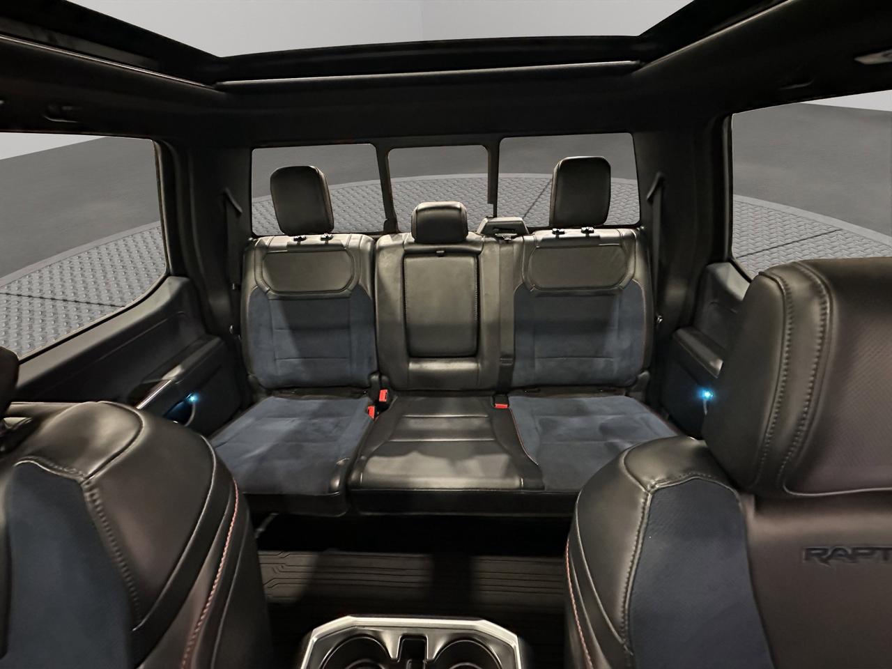 2023 Ford F-150 Raptor | Twin-turbo 3.5-liter EcoBoost V6 w/450hp | Fox Shocks | 5-Link Rear Suspension Photo