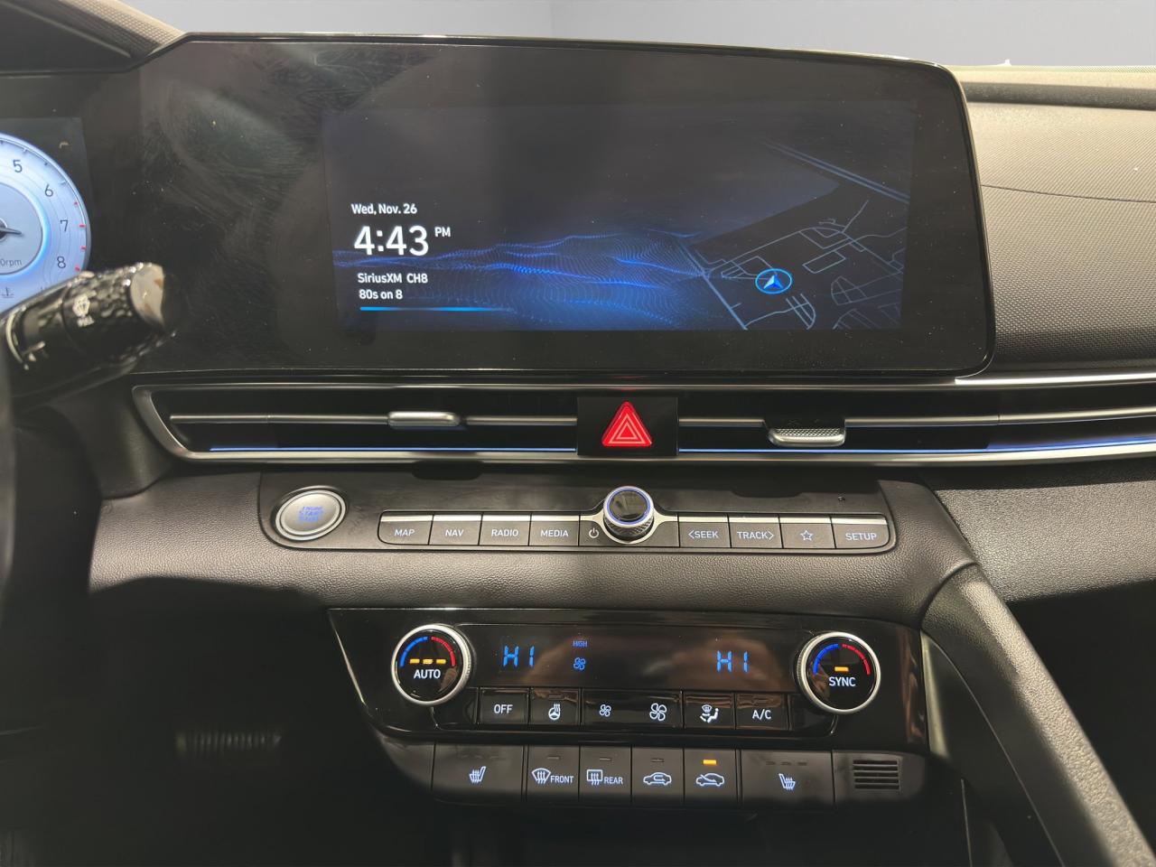 2023 Hyundai Elantra Preferred | Reverse Cam | Heated Seats Photo