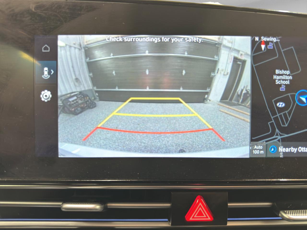2023 Hyundai Elantra Preferred | Reverse Cam | Heated Seats Photo