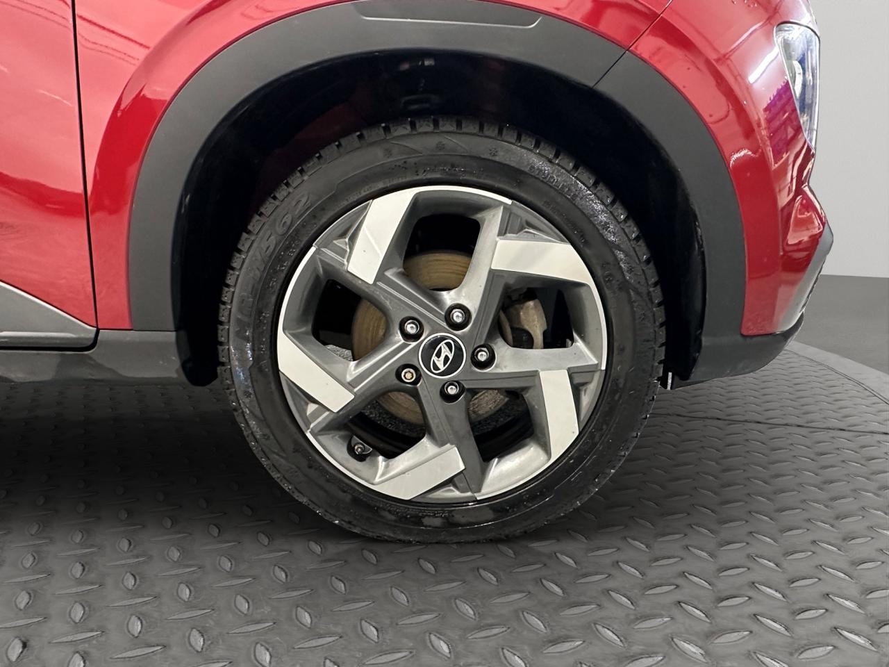 2023 Hyundai Venue Ultimate | Reverse Cam | Sunroof Photo