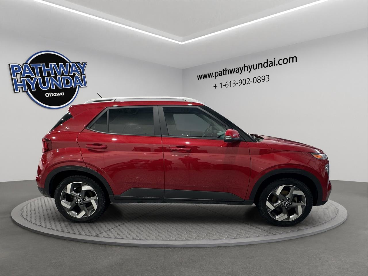 2023 Hyundai Venue Ultimate | Reverse Cam | Sunroof Photo2