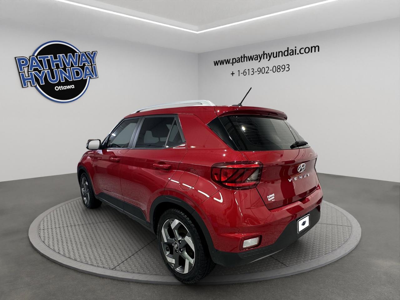 2023 Hyundai Venue Ultimate | Reverse Cam | Sunroof Photo