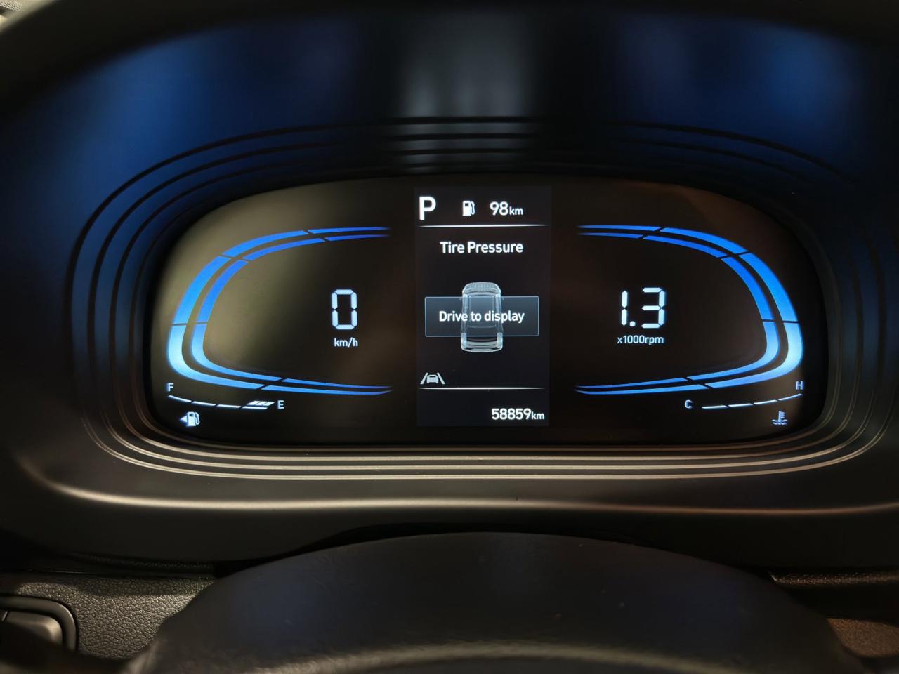 2023 Hyundai Venue Ultimate | Reverse Cam | Sunroof Photo