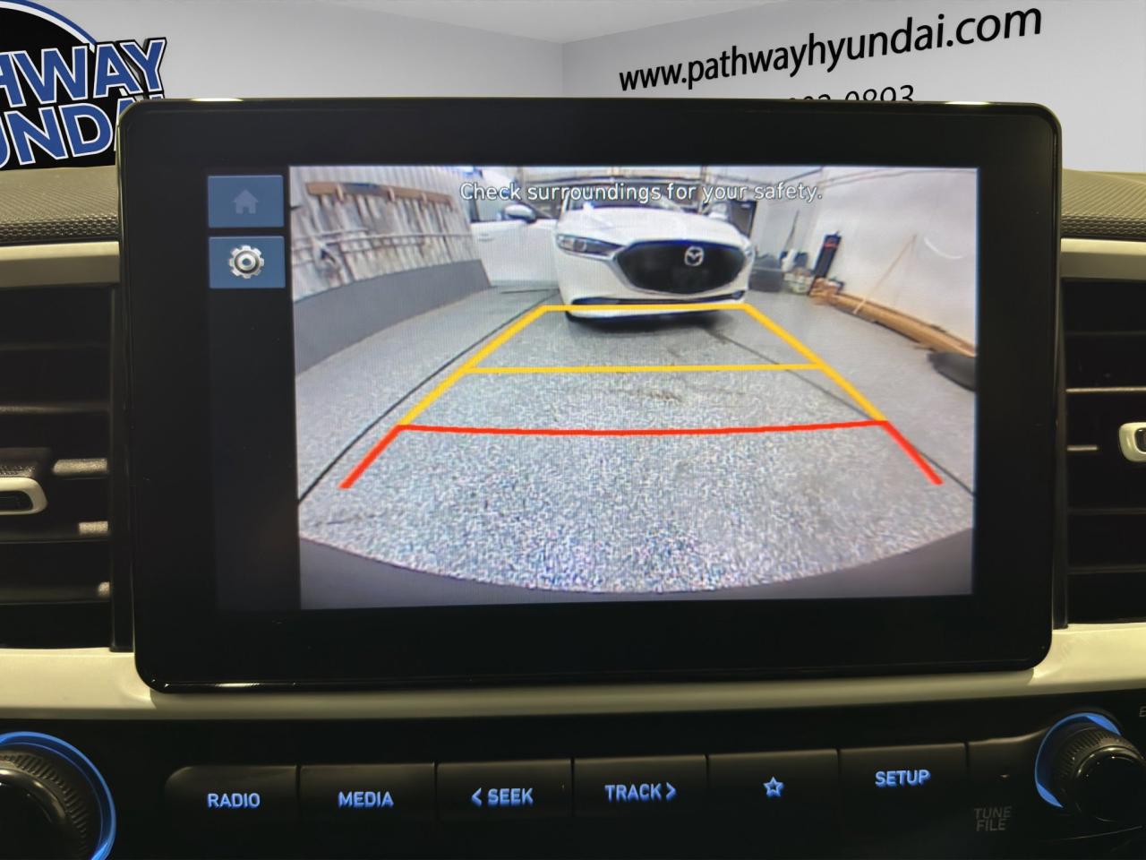 2023 Hyundai Venue Ultimate | Reverse Cam | Sunroof Photo