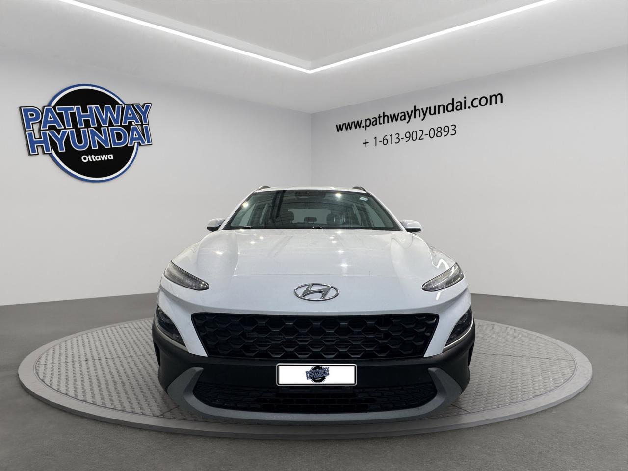 2023 Hyundai KONA Preferred | Reverse Cam | Heated Seats Photo