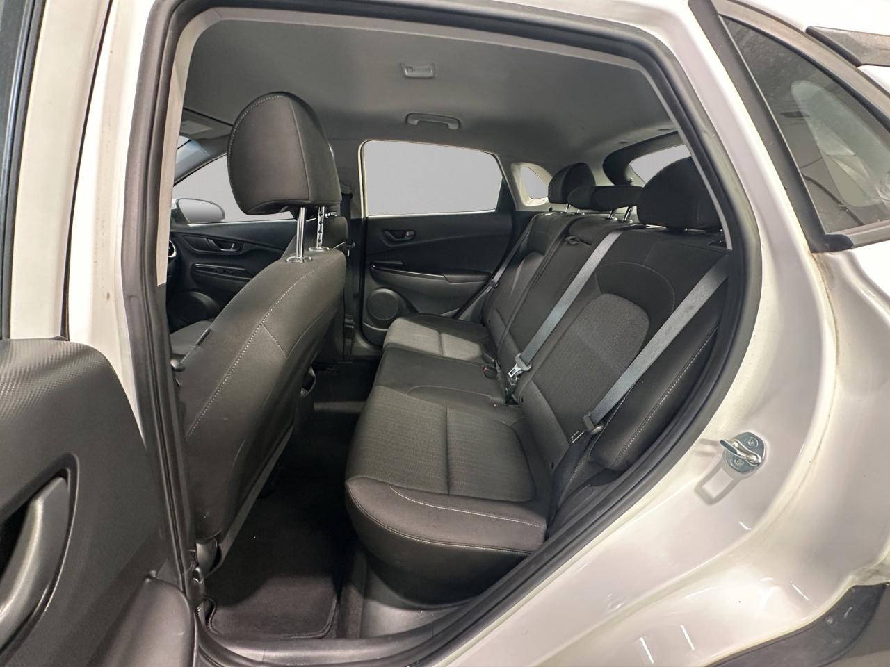 2023 Hyundai KONA Preferred | Reverse Cam | Heated Seats Photo