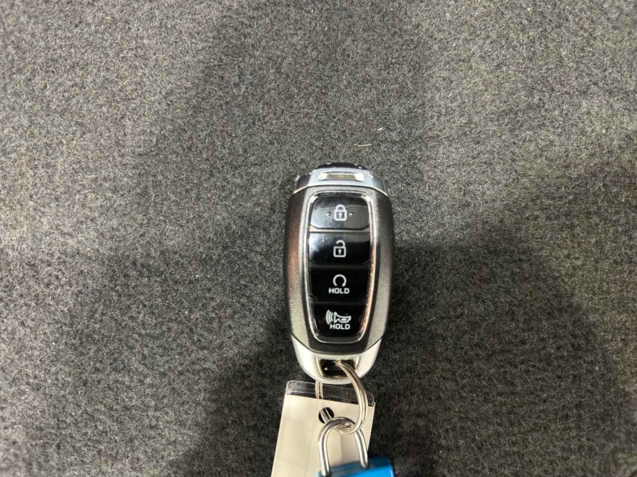 2023 Hyundai KONA Preferred | Reverse Cam | Heated Seats Photo