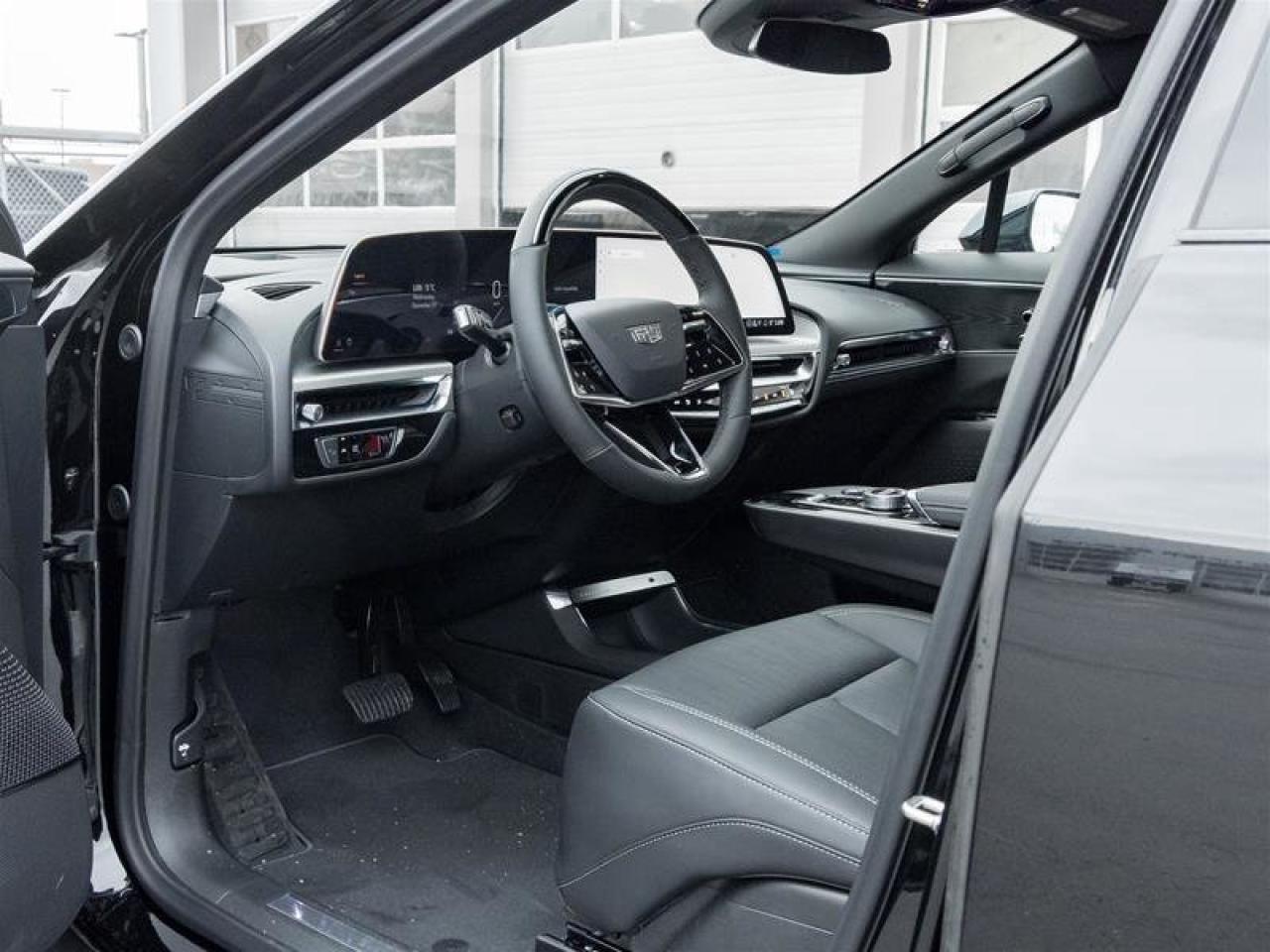 2026 Cadillac LYRIQ Sport Photo