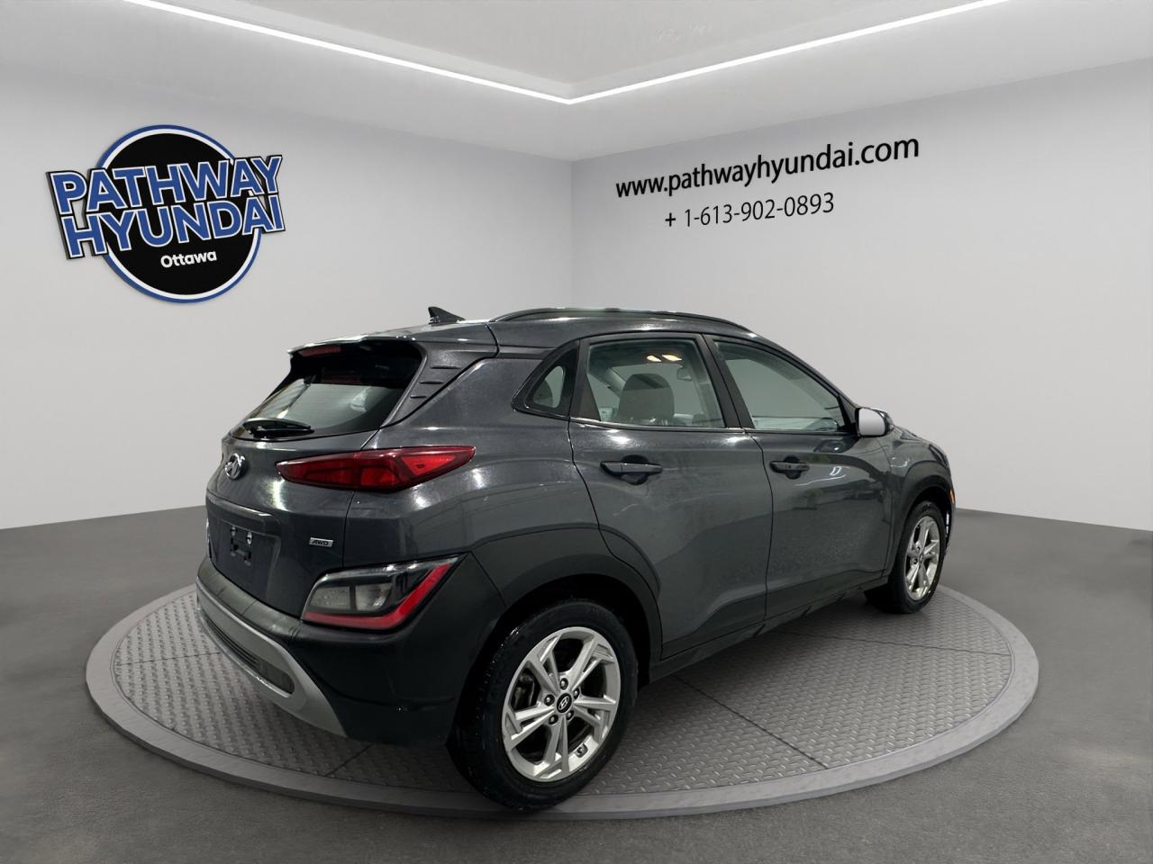 2023 Hyundai KONA Preferred | Reverse Cam | Heated Seats Photo3