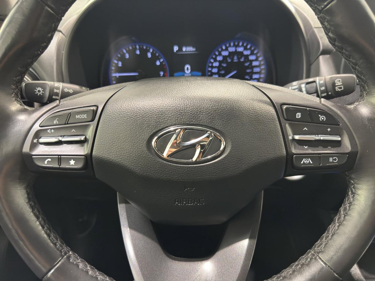 2023 Hyundai KONA Preferred | Reverse Cam | Heated Seats Photo