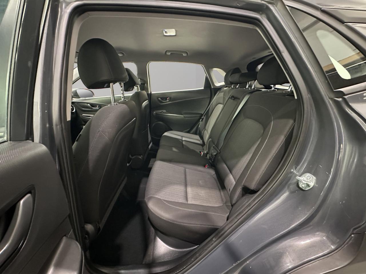 2023 Hyundai KONA Preferred | Reverse Cam | Heated Seats Photo