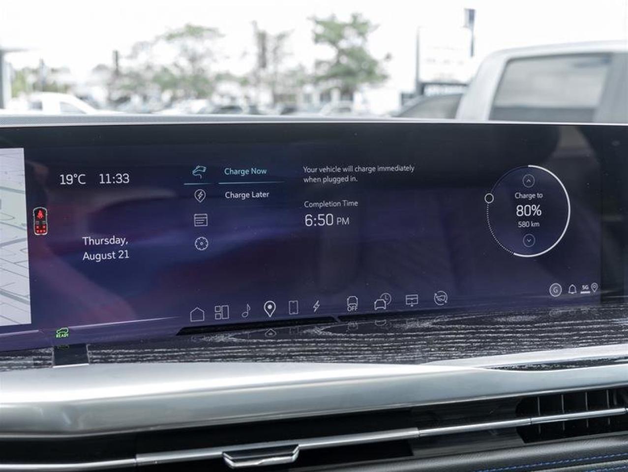 2026 Cadillac Escalade IQ Sport Photo