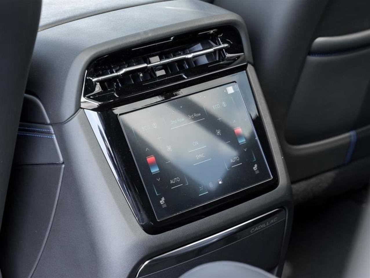 2026 Cadillac Escalade IQ Sport Photo