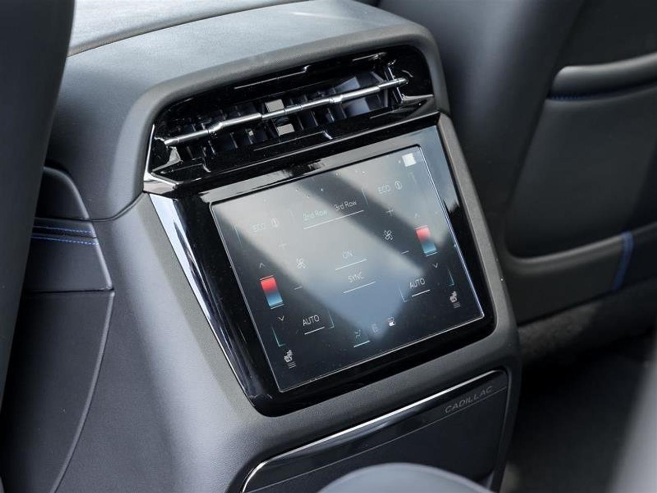 2026 Cadillac Escalade IQ Sport Photo