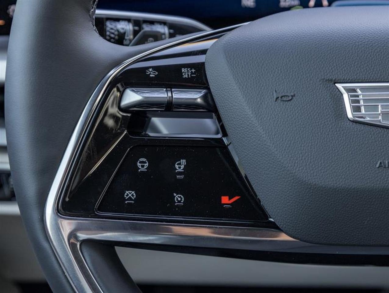 2026 Cadillac VISTIQ Luxury Photo