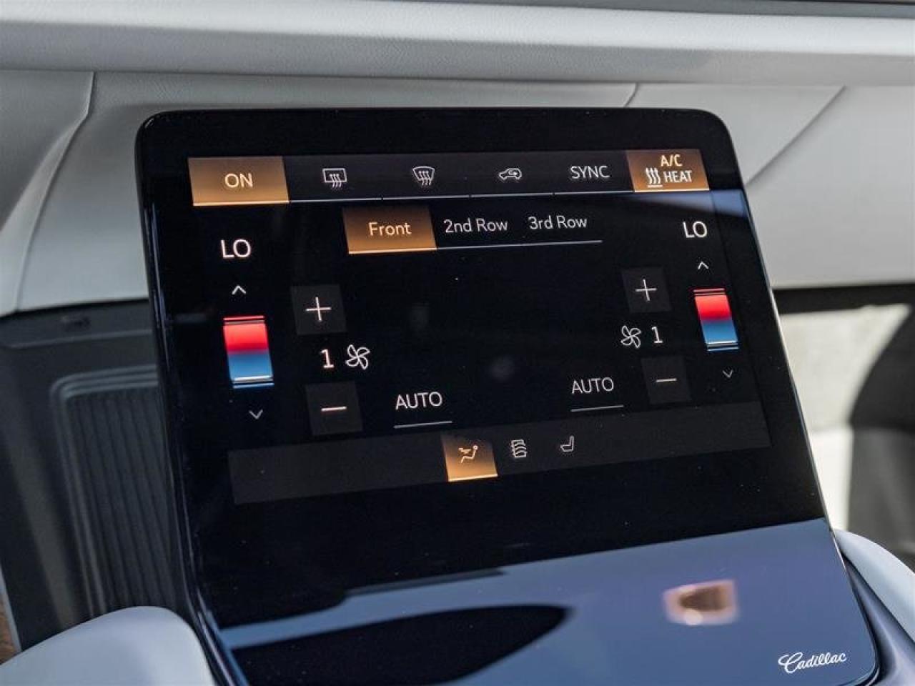 2026 Cadillac VISTIQ Luxury Photo