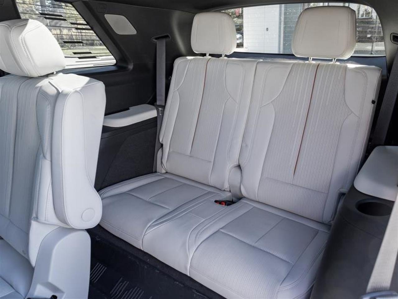 2026 Cadillac VISTIQ Luxury Photo