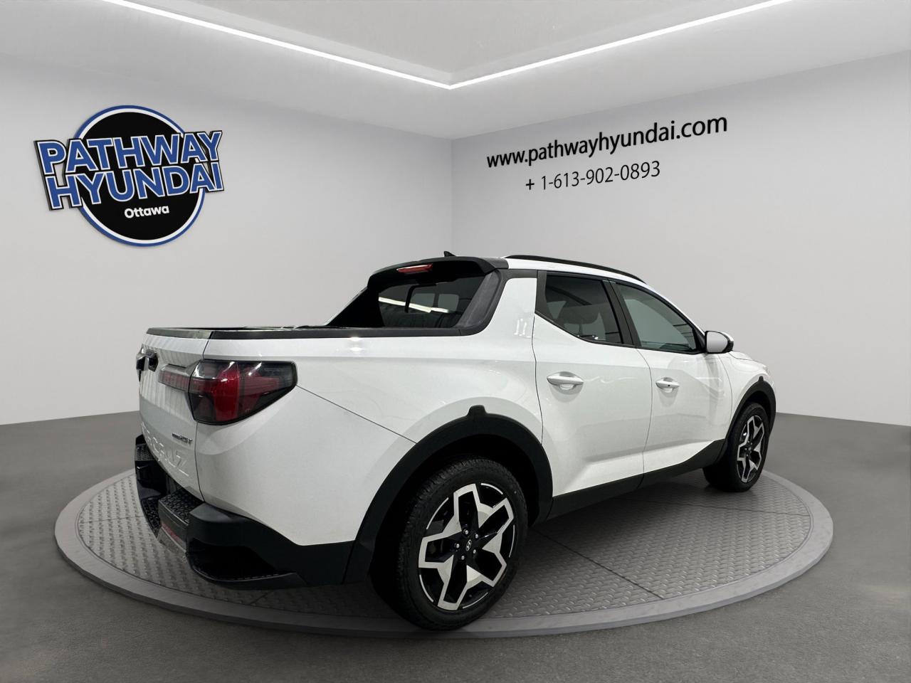 2022 Hyundai Santa Cruz Ultimate | Reverse Cam | Sunroof Photo3