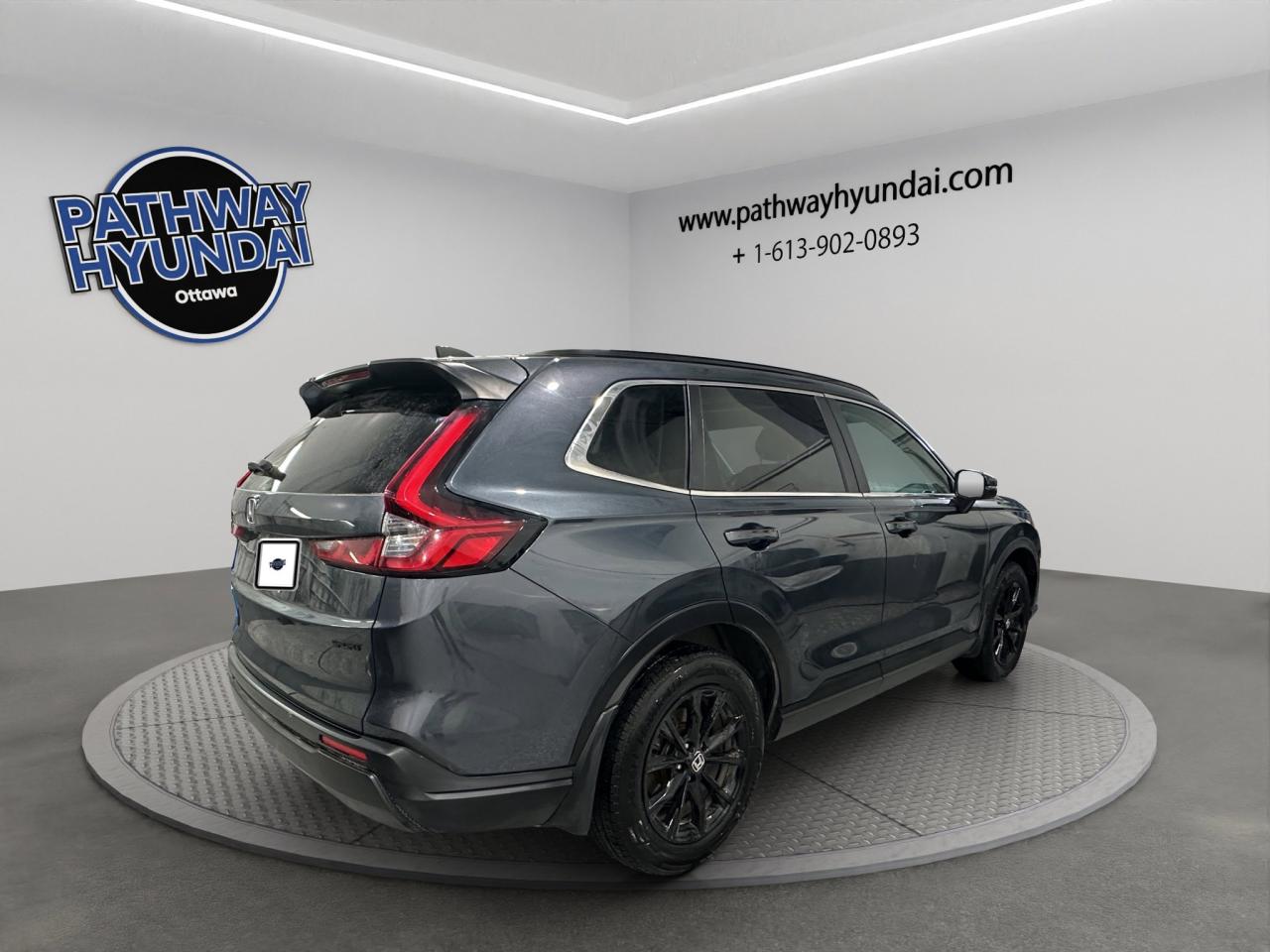 2024 Honda CR-V Sport | Reverse Cam | Heated Seats | Sunroof Photo3