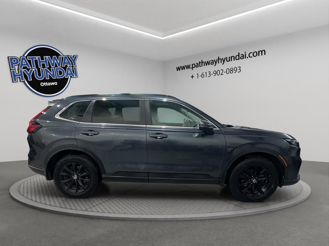 2024 Honda CR-V Sport | Reverse Cam | Heated Seats | Sunroof Photo2