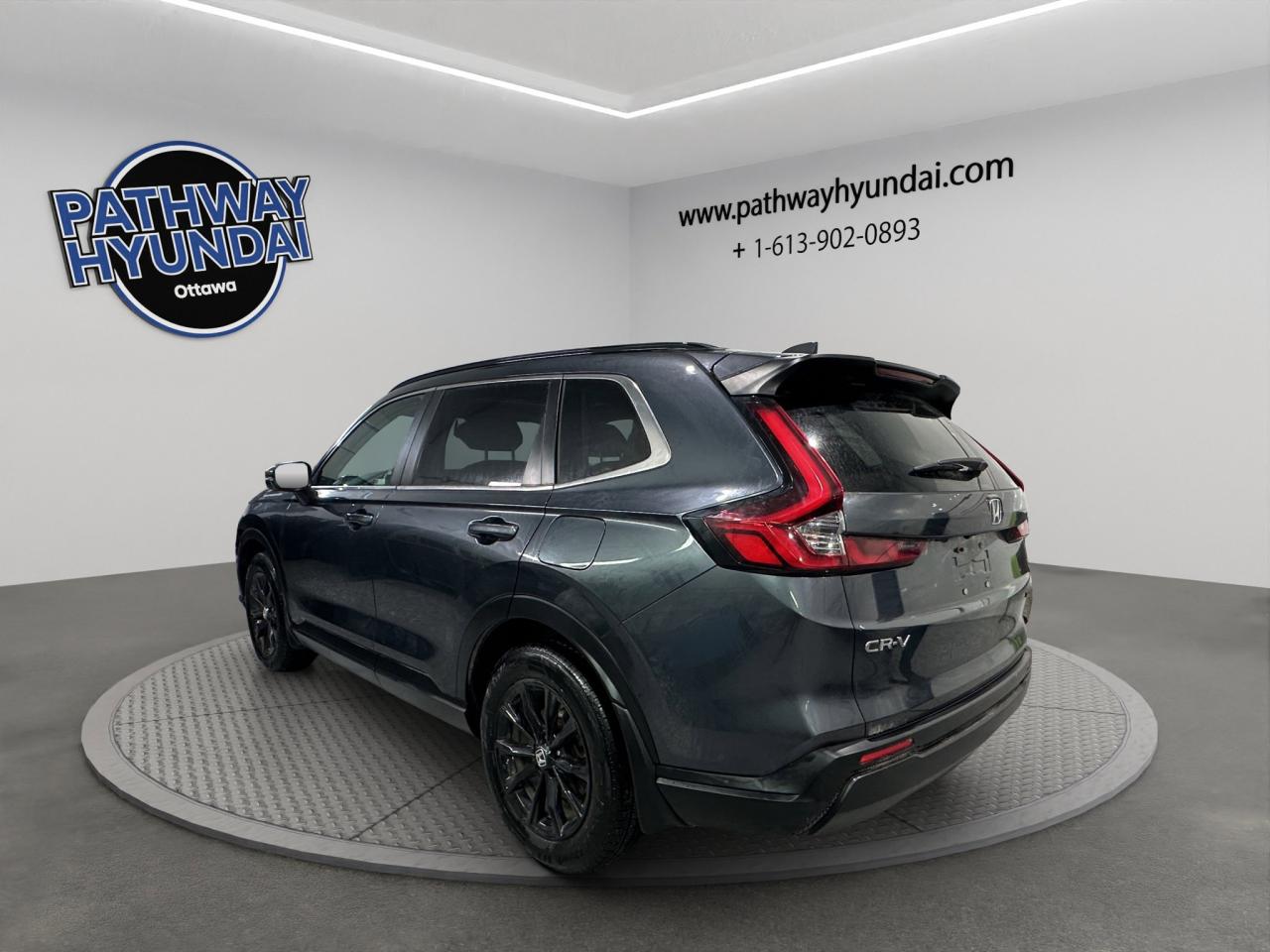 2024 Honda CR-V Sport | Reverse Cam | Heated Seats | Sunroof Photo