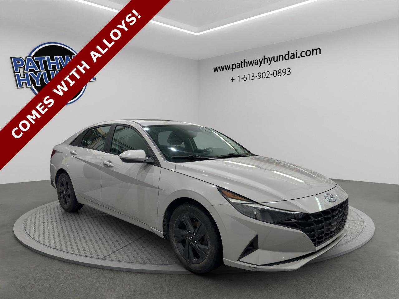 2022 Hyundai Elantra Preferred Photo