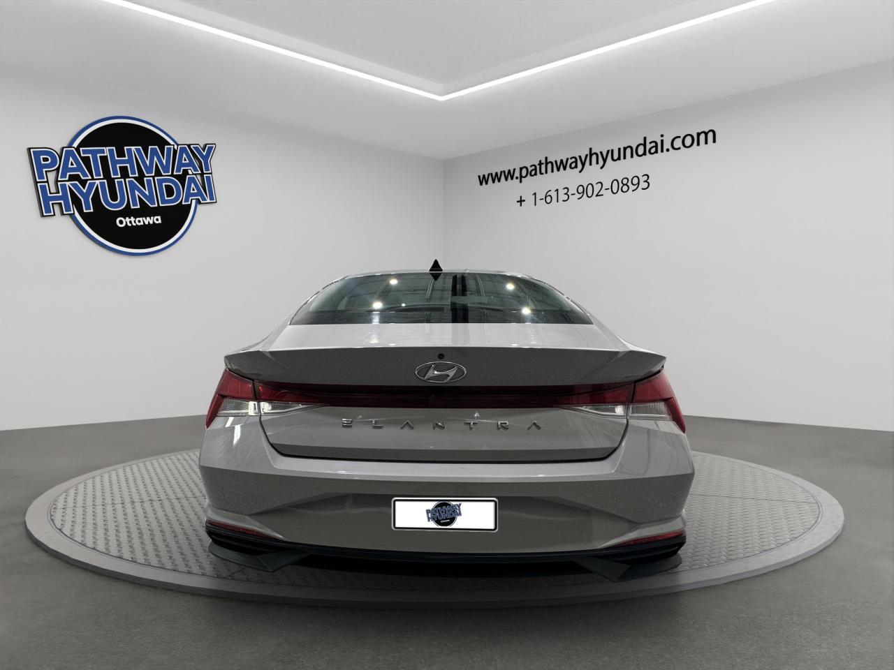 2022 Hyundai Elantra Preferred Photo